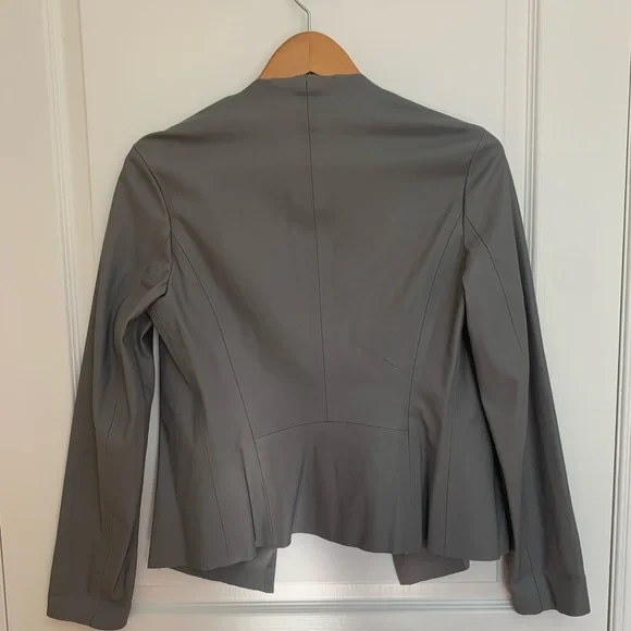 Grey leather jacket - Picture 2 of 3